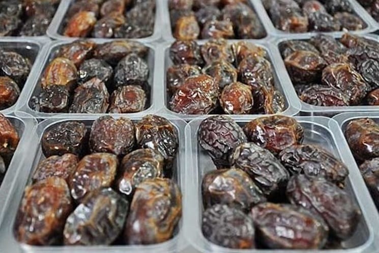 بسته بندی خرما در منزل